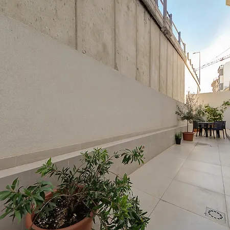 Cosy 3br With Backyard In Of By 360 Estates Gzira