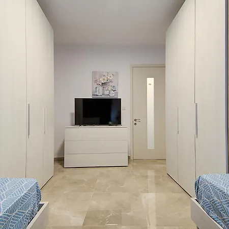 Cosy 3br With Backyard In Of By 360 Estates Apartament *
